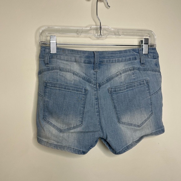 Hybrid Collection Distressed Denim Shorts, Size 5 - Picture 5 of 8